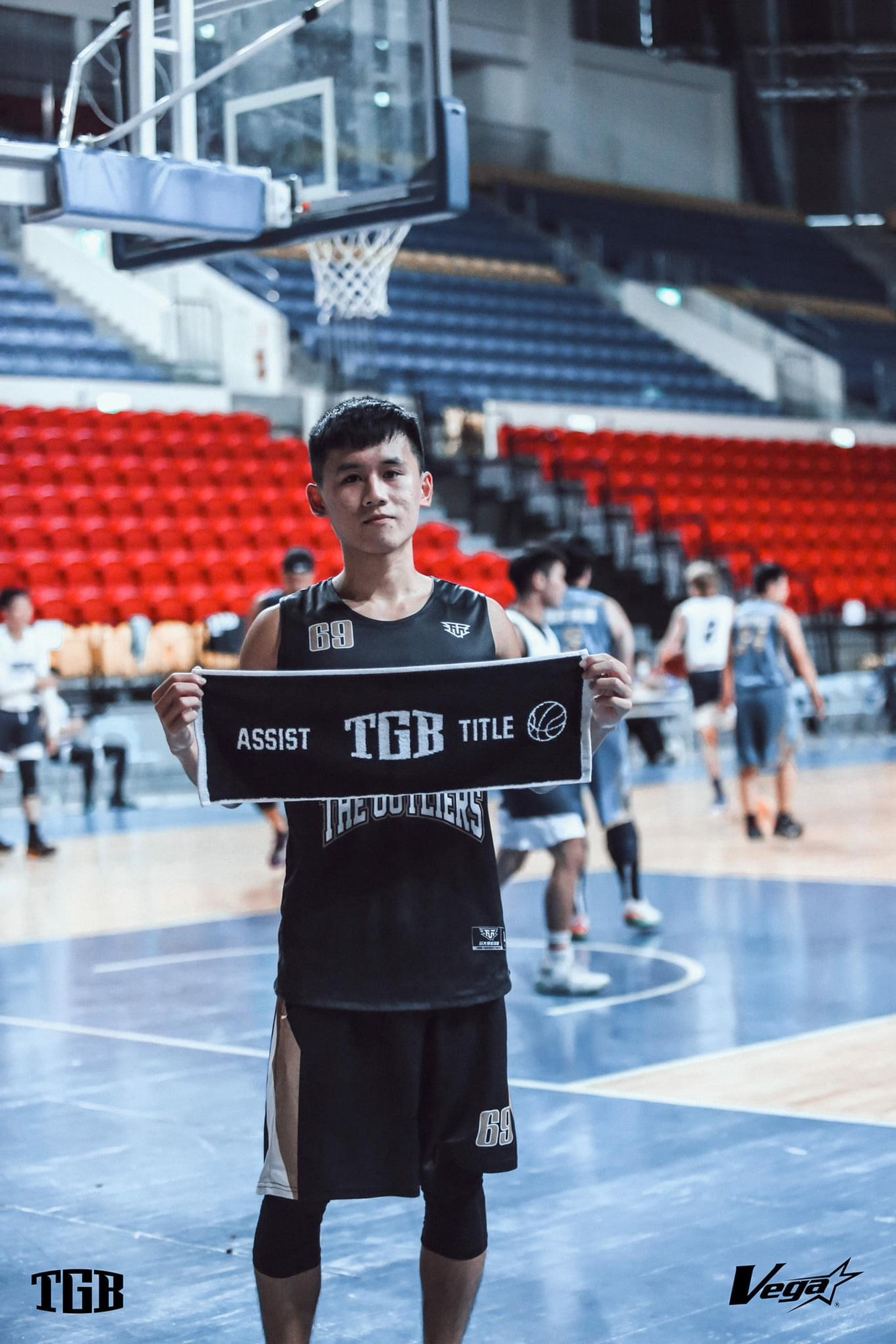 award Basketball Team Photo 3