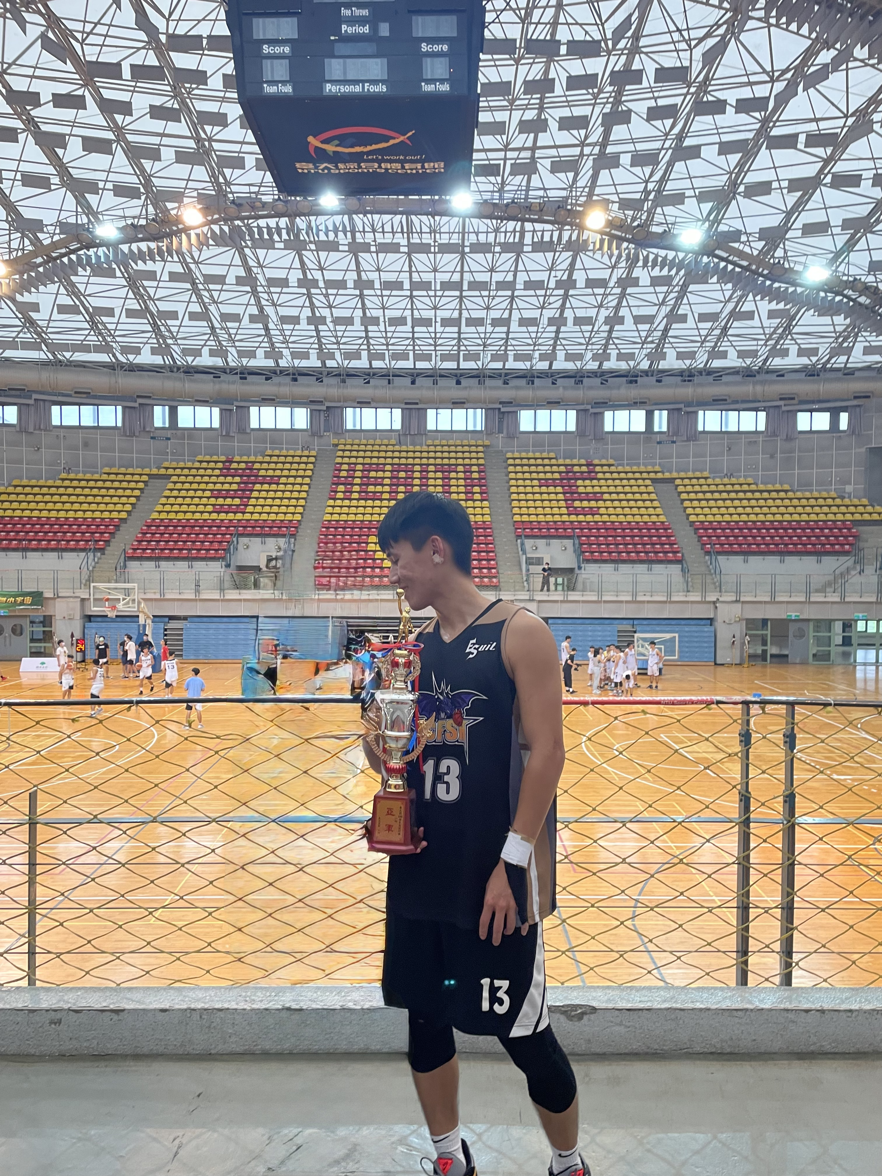 award Basketball Team Photo 8