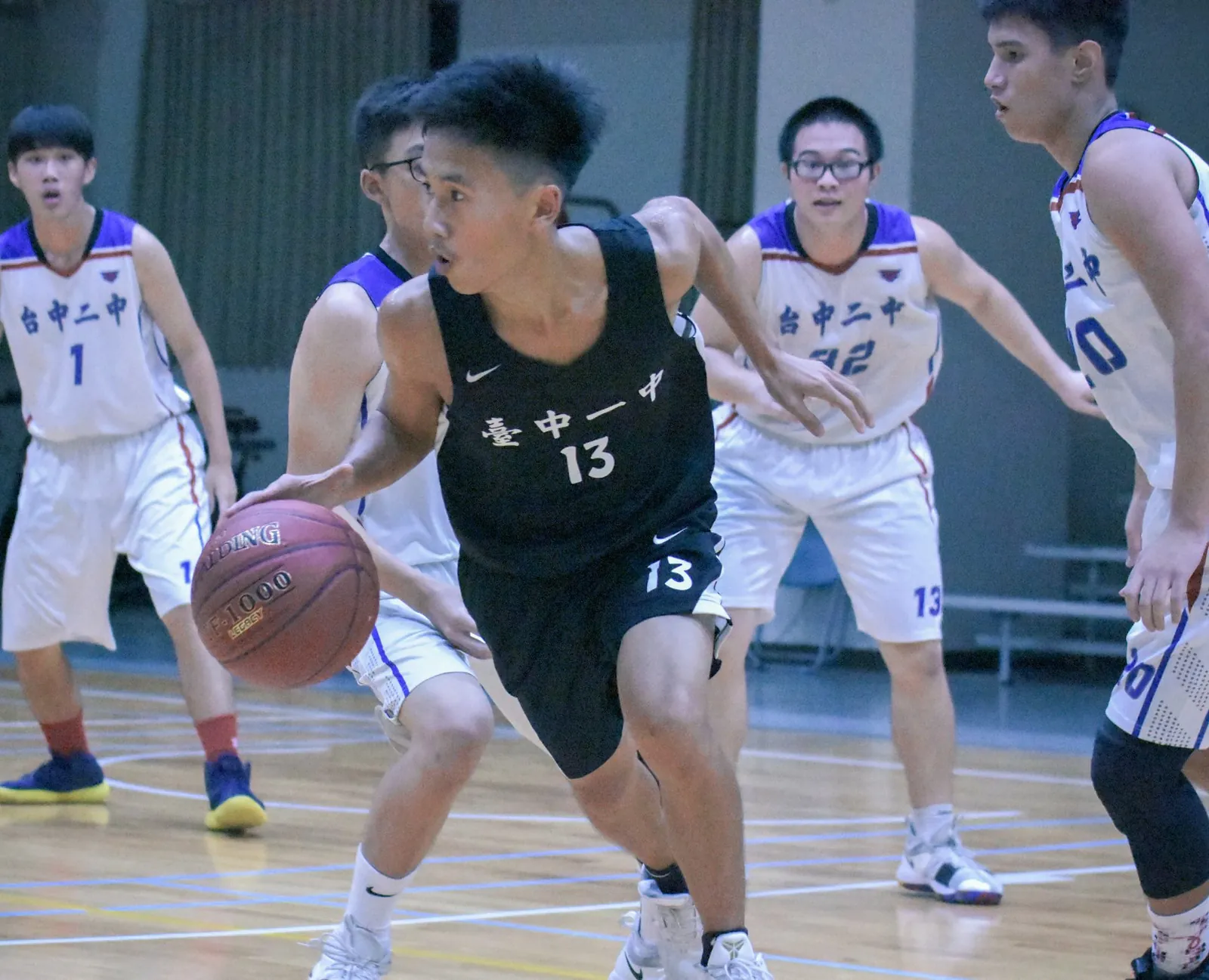 High School Basketball Team, Taichung First Senior High School photo 3