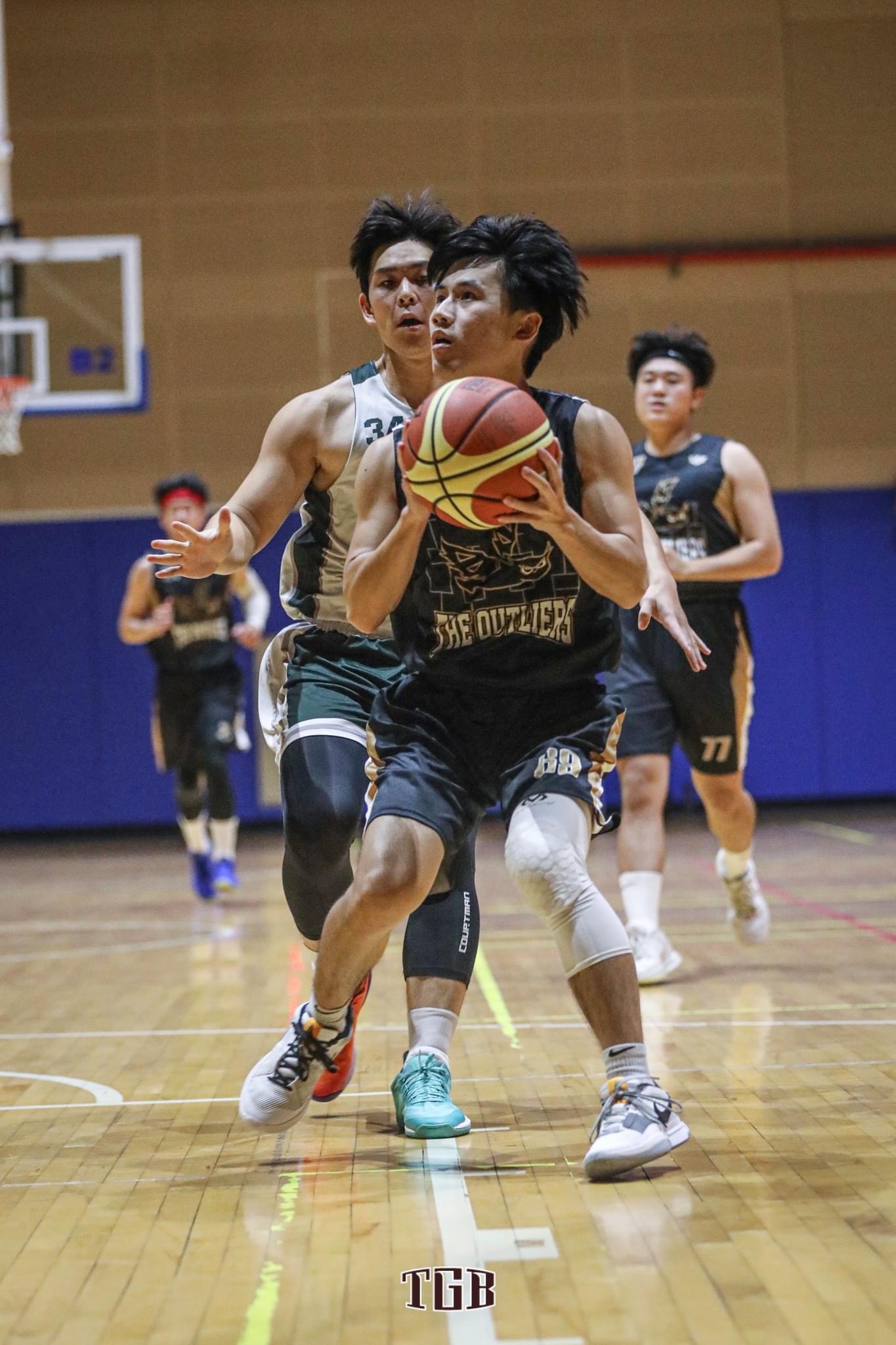 outlier Basketball Team Photo 6